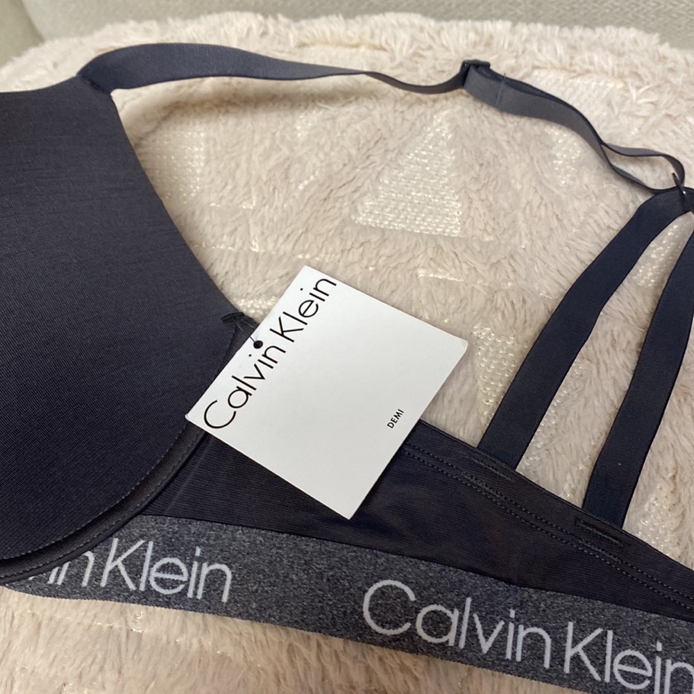 Calvin Klein Demi Logo Bra Underwire NEW - Picture 2 of 6